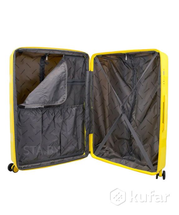 фото пластиковый чемодан миронпан на колесах, разные цвета  7