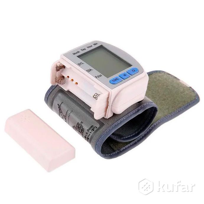 фото электронный тонометр на запястье blood pressure monitor ck-102s 2