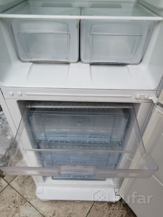 фото холодильник ariston. доставка 5