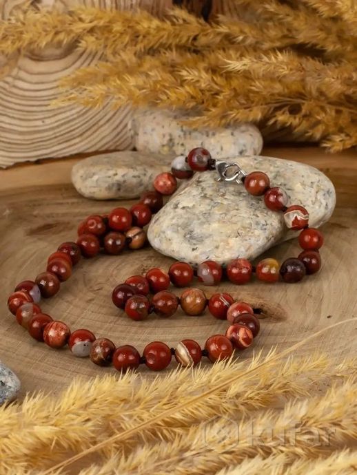 фото яшма-натуральный камень бусы браслет чокер серьги оберег красная нить от сглаза с камнем 1