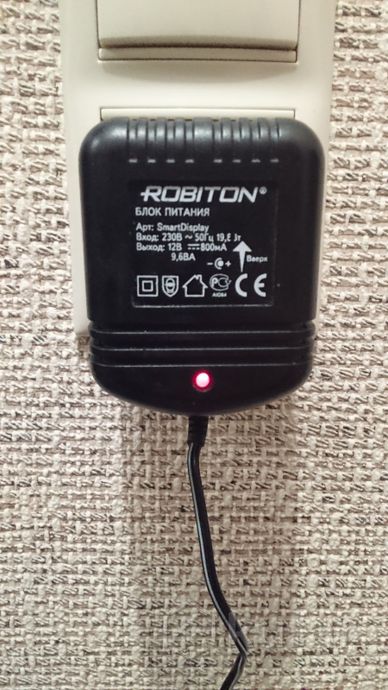 фото сетевой адаптер блок питания rоbiton 12b_0,8a 4