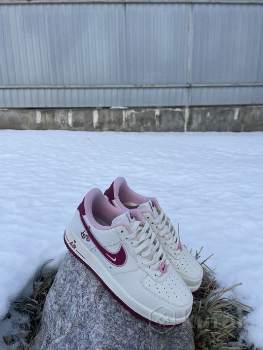 фото nike air force 1 low valentine’s day  3