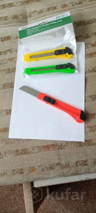 фото набор из 3 обойных ножей новый, 18 мм  1