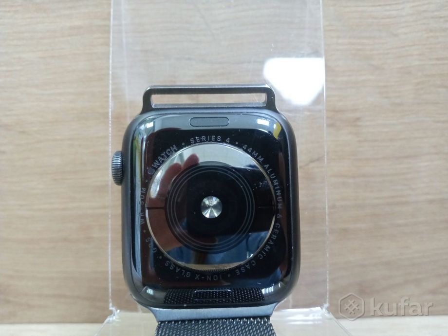 фото скидка. умные часы apple watch series 4 44 mm (87-003880) 2