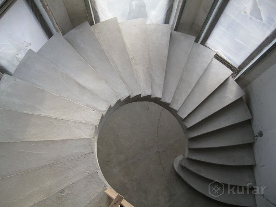 фото бетонная  монолитная лестница 8