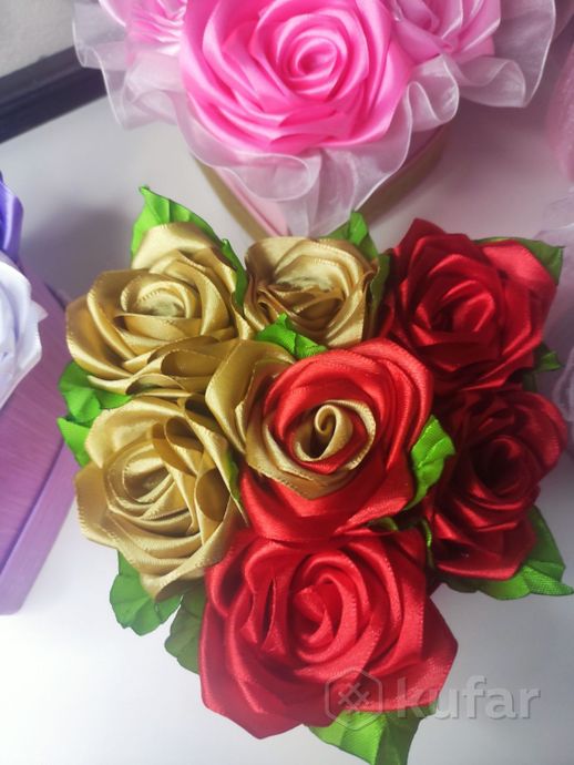 фото розы из лент в коробках 5