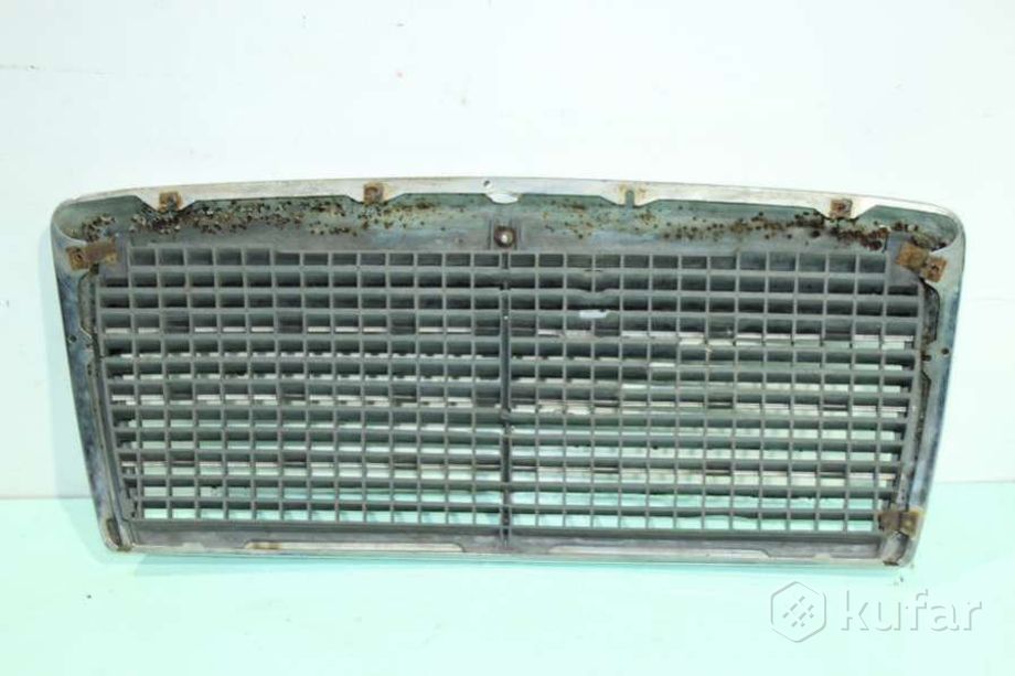 фото решетка радиатора mercedes       e w124. 0