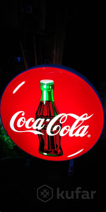 фото неоновая вывеска coca cola 0
