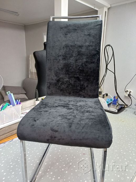 фото пошив съёмных чехлов на стулья 0