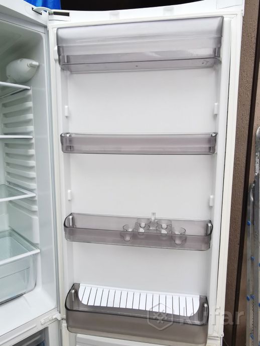 фото холодильник ariston. доставка 4