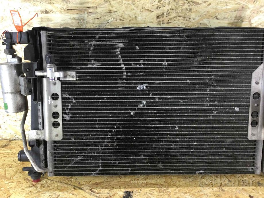 фото кассета радиаторов mercedes vaneo 2001г 1