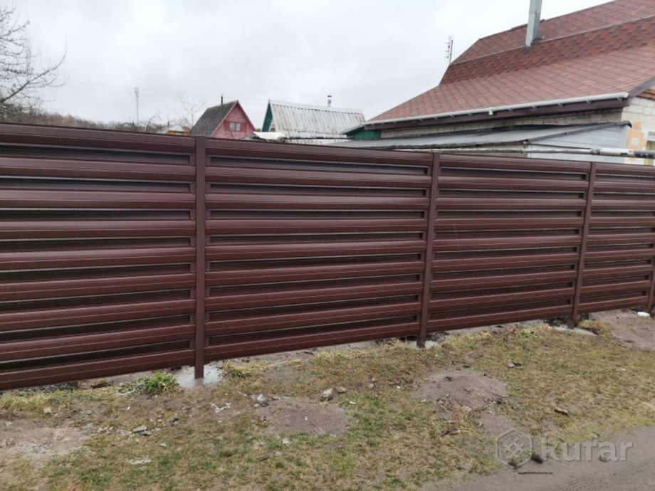 фото забор из металлического штакетника.заборы в гомеле 12