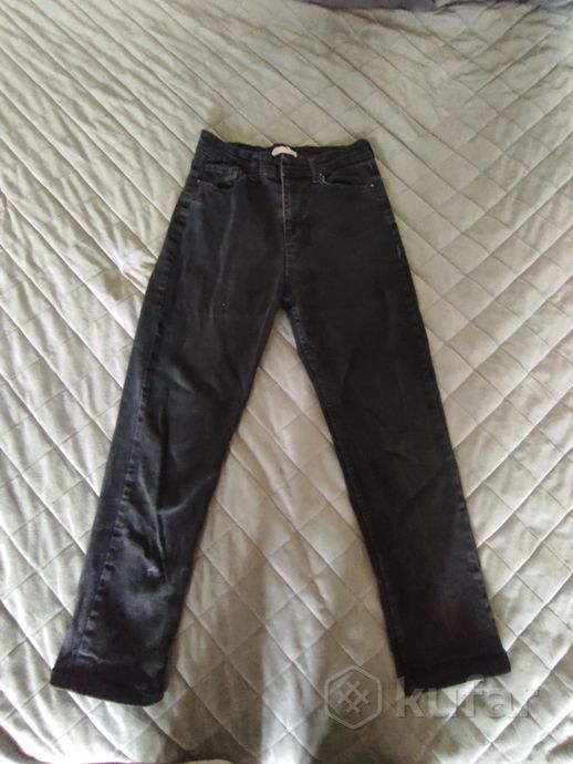 фото б.у.укороченные джинсы с высокой посадкой. 0