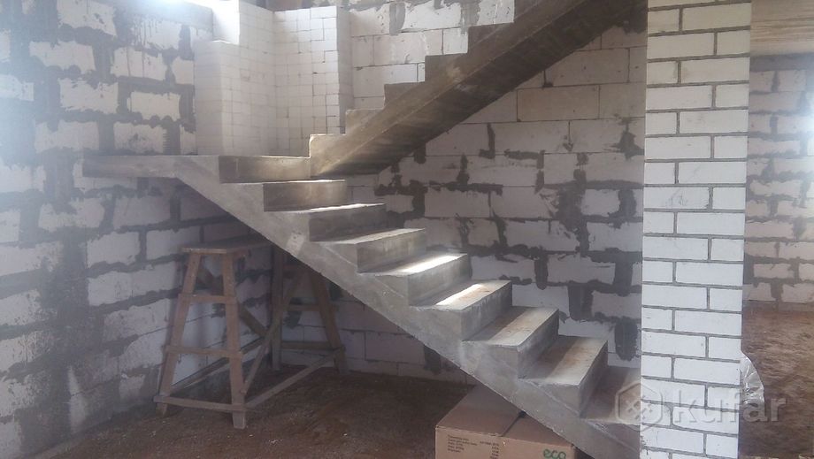 фото заливка монолитной лестницы (бетонная лестница). 5