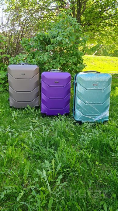 фото чемоданы  из высокопрочного усиленного abs пластик 6