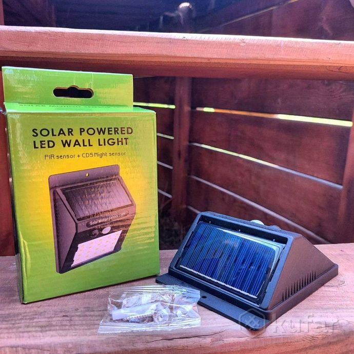 фото светодиодный уличный светильник на солнечных батареях 20 led solar powered led wall light 5w с датчи 3