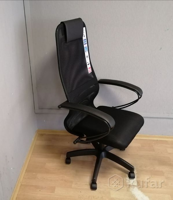 фото кресло офисное с сетчатой спинкой. распродажа новых кресел 3