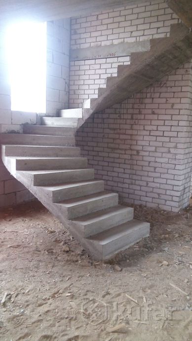 фото заливка монолитной лестницы (бетонная лестница). 4