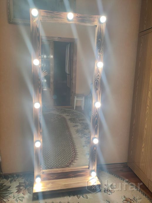 фото зеркало ростовое гримерное с лампочками 1
