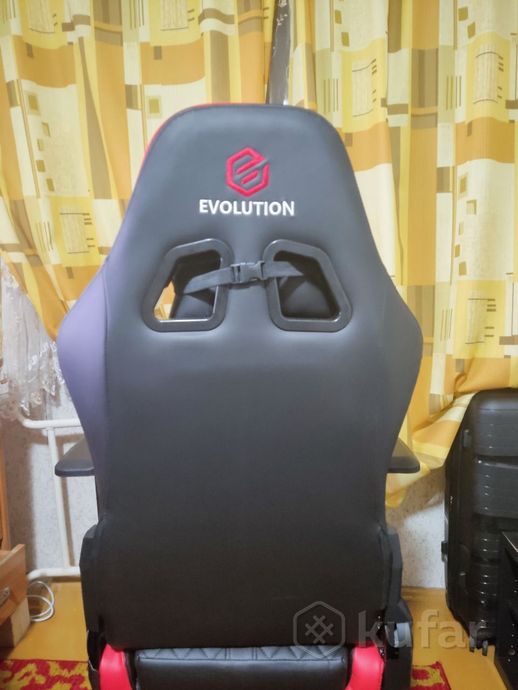 фото игровое кресло evolution racer m 3