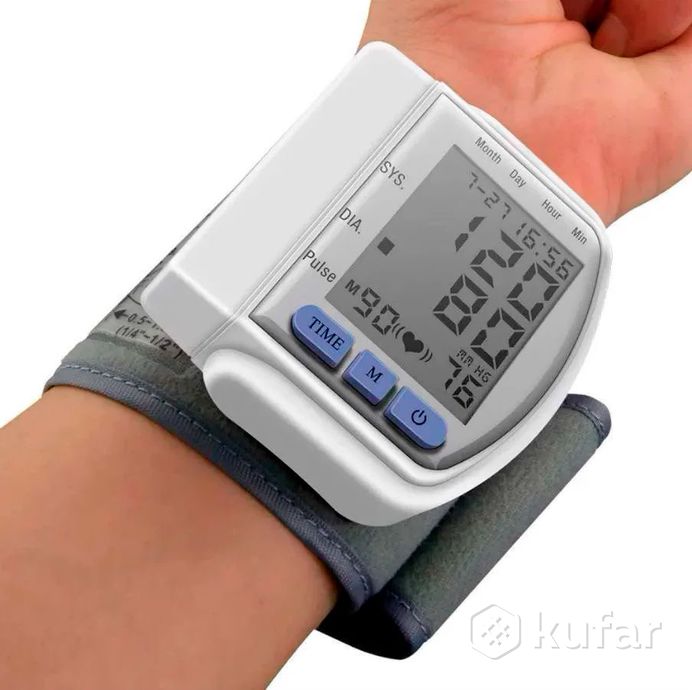 фото электронный тонометр на запястье blood pressure monitor ck-102s 0