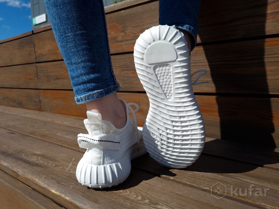 фото кроссовки белые adidas yeezy размер 41 5