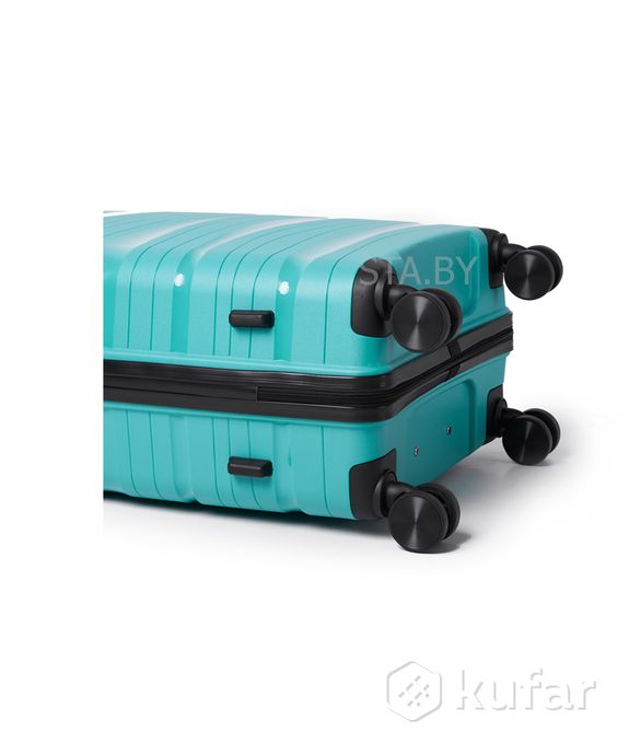 фото пластиковый чемодан из полипропилена pride цвета, размеры 4