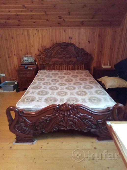 фото кровать спальный гарнитур дерево бук 0
