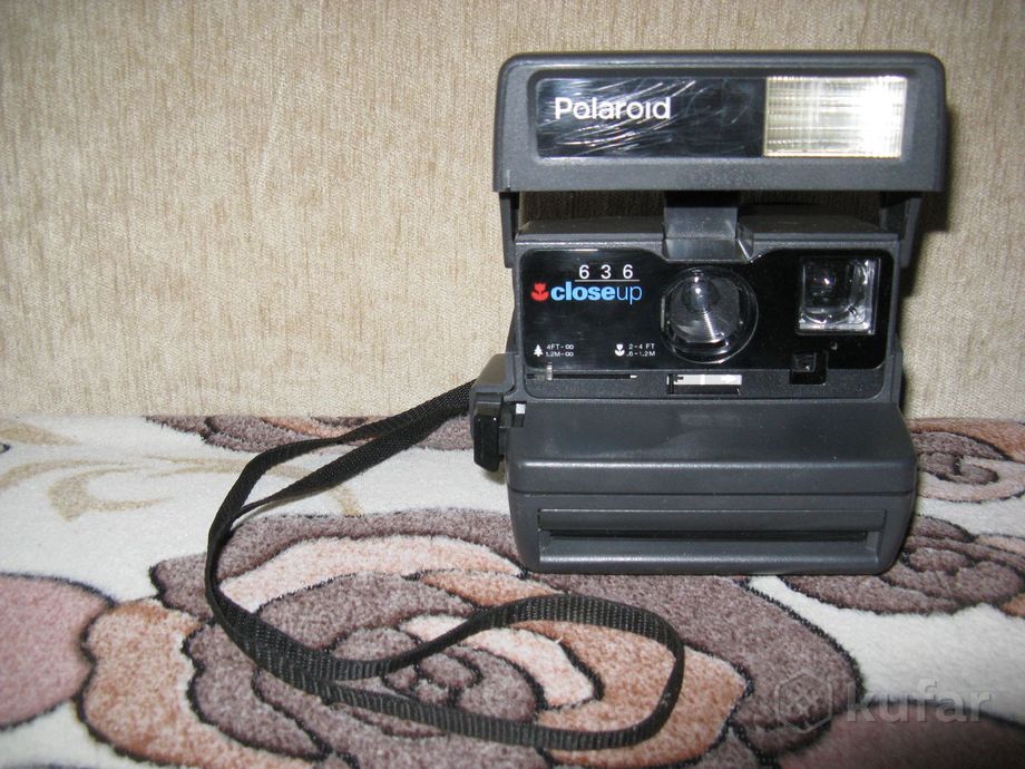 фото старый фотоаппарат из 90-х polaroid 0