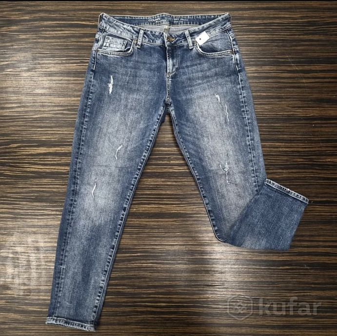 фото огромный выбор фирменных джинс. 0