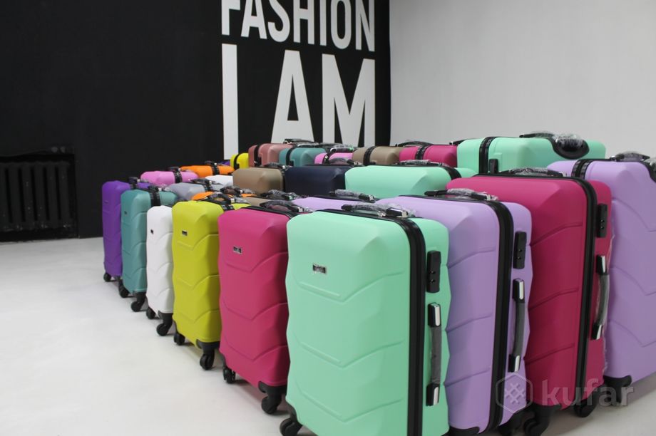 фото чемоданы из высокопрочного пластика 3