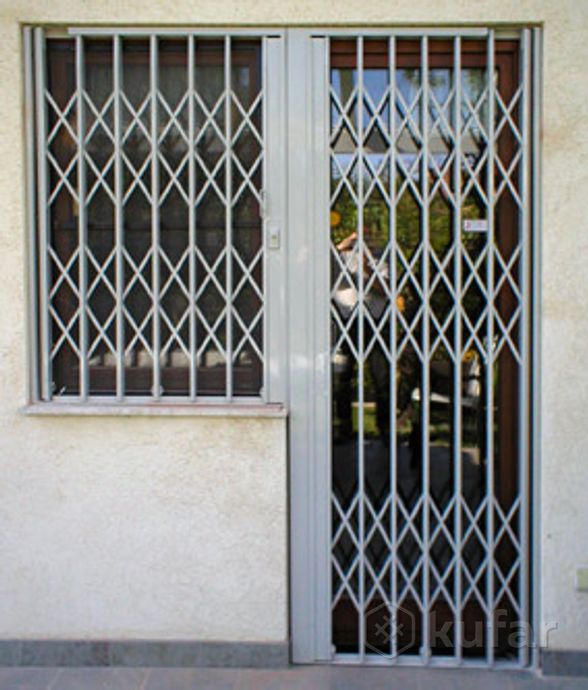 фото раздвижная решетка гармошка на окна и двери 1