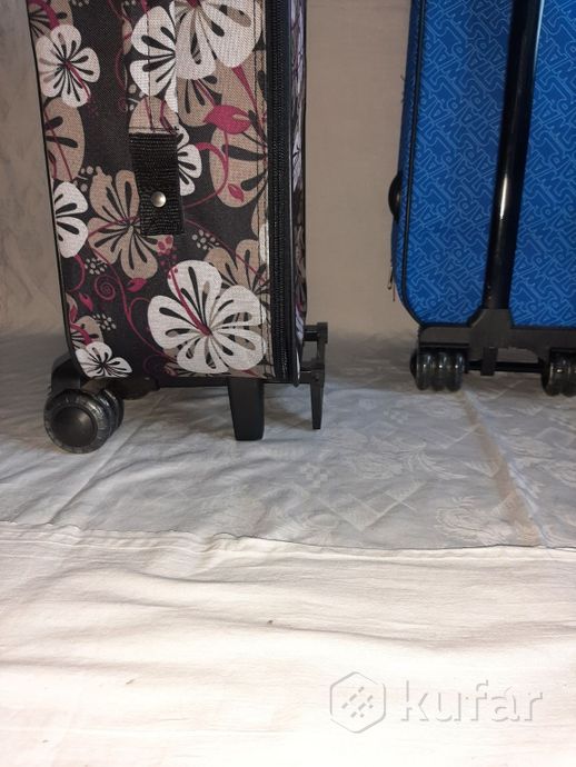 фото чемодан gagia ,цветочный принт,star wars синий 4