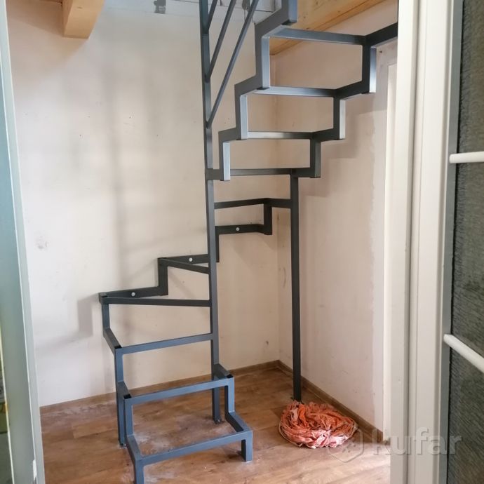 фото каркас лестниц металлический 1