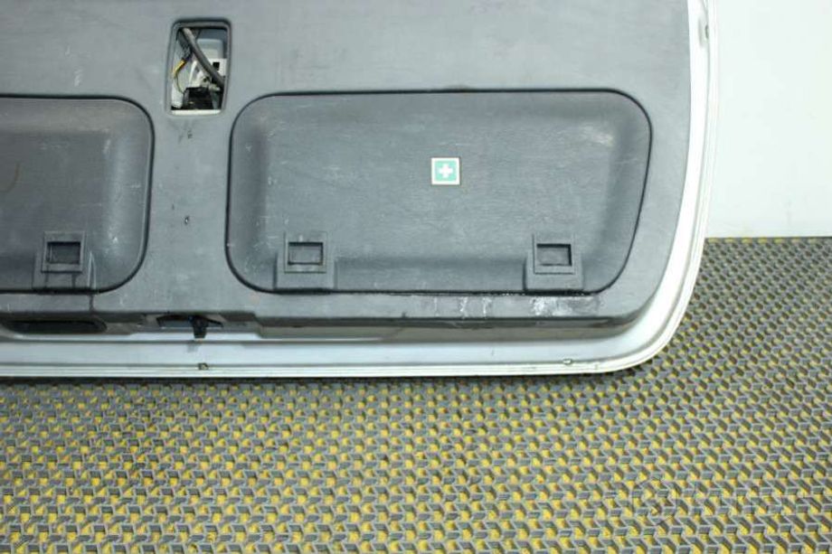 фото крышка багажника (дверь 3-5) mercedes       ml w163. 5