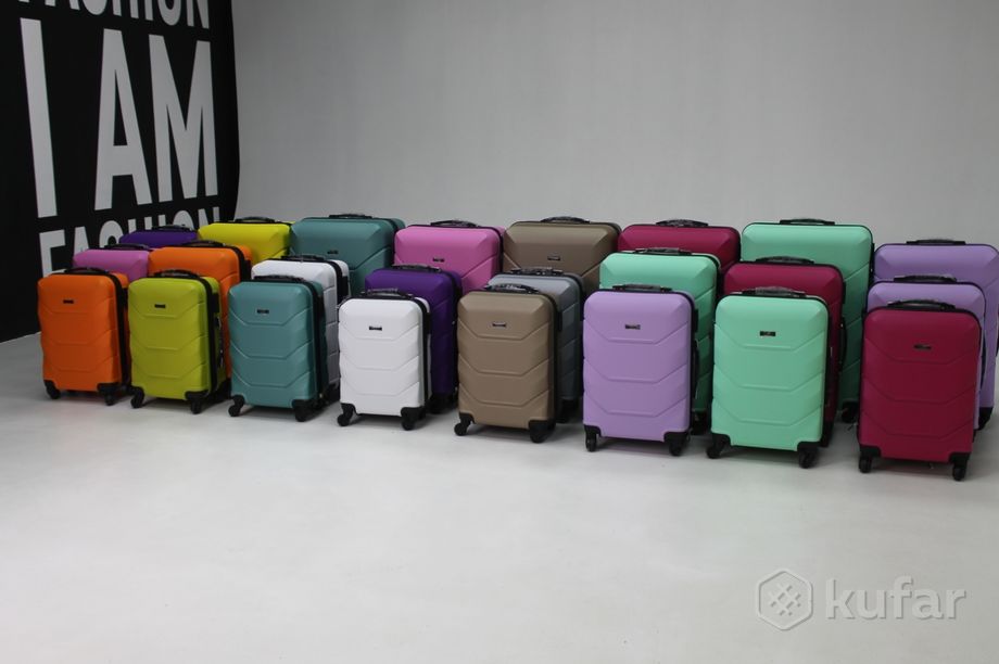 фото чемоданы из высокопрочного пластика 5