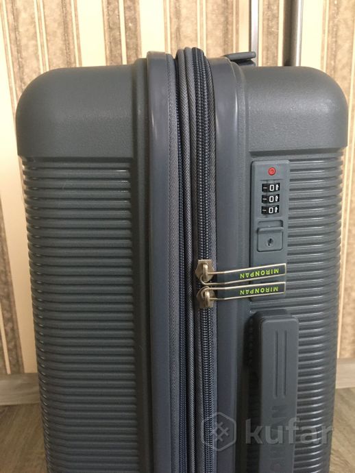 фото чемодан уценённый mironpan полипропилен  1