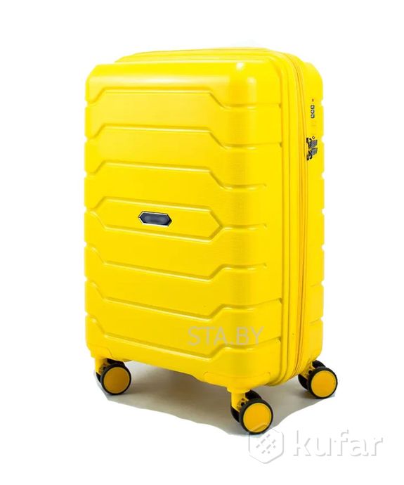 фото пластиковый чемодан миронпан на колесах, разные цвета  0