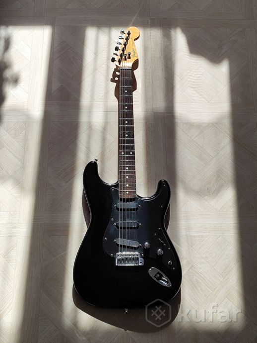 фото fender stratocaster made in japan 0