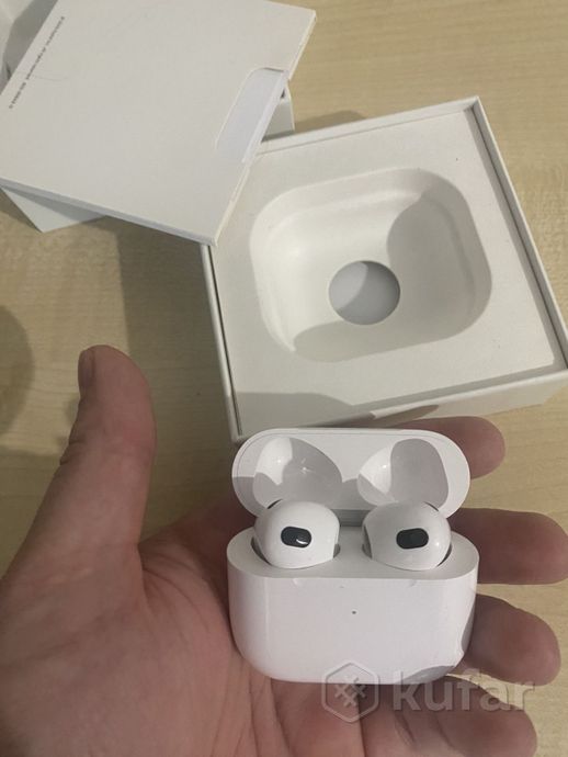 фото airpods 3 2