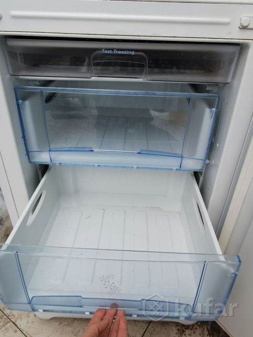 фото холодильник ariston. доставка 7