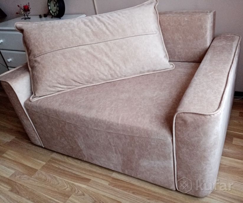фото продаю новый диван клио 1
