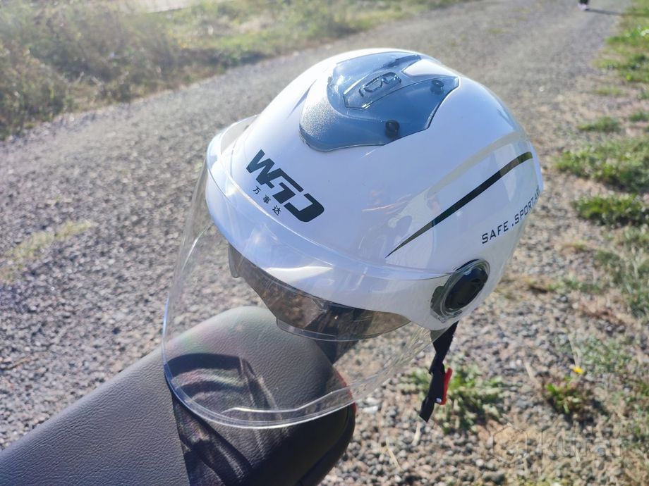 фото шлем новый для электротранспорта 1