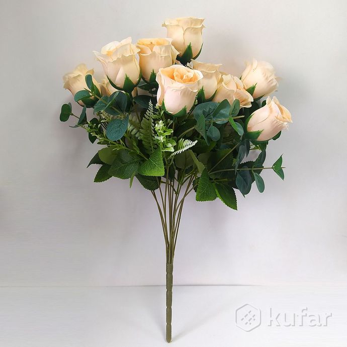 фото букет розы с эвкалиптом 12 голов 50 см 9