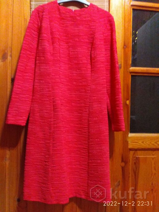 фото платье ткань стрейч жатое, малиновый цвет,  длинны 0