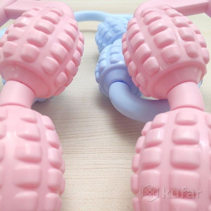 фото роликовый ручной массажер универсальный (шея, тело, ноги, руки), 4 ролика zepma massage розовый 9