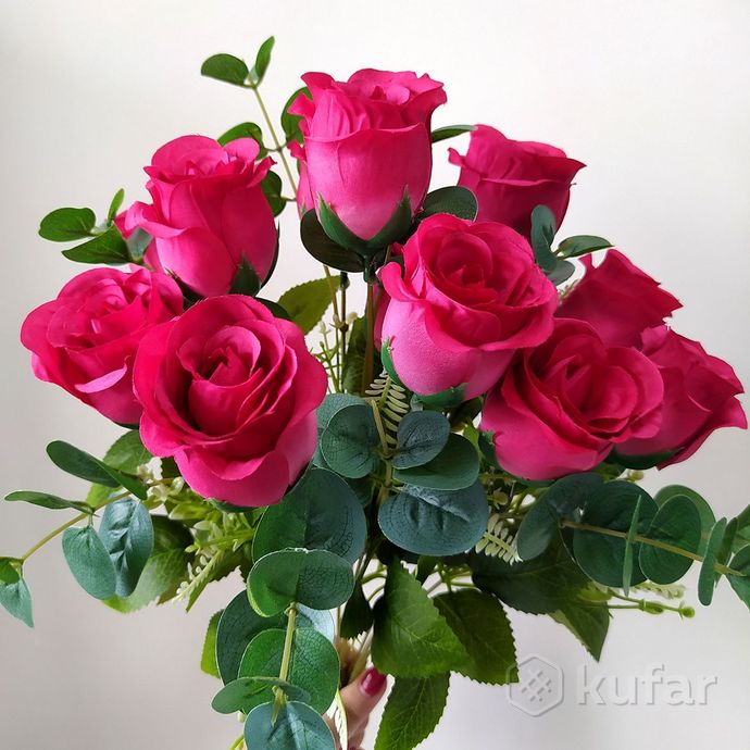 фото букет розы с эвкалиптом 12 голов 50 см 1