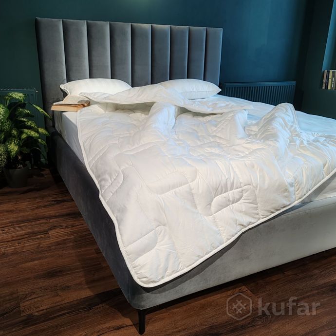 фото кровать с мягким изголовьем в ткани. кровати от производителя в наличии и под заказ 3