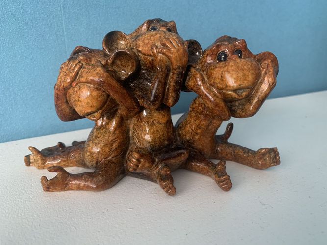 Скульптура, статуэтка 3 обезьяны ''Ничего не вижу,