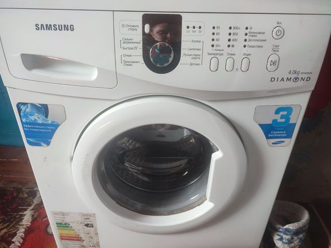 Продается стиральная машина SAMSUNG 